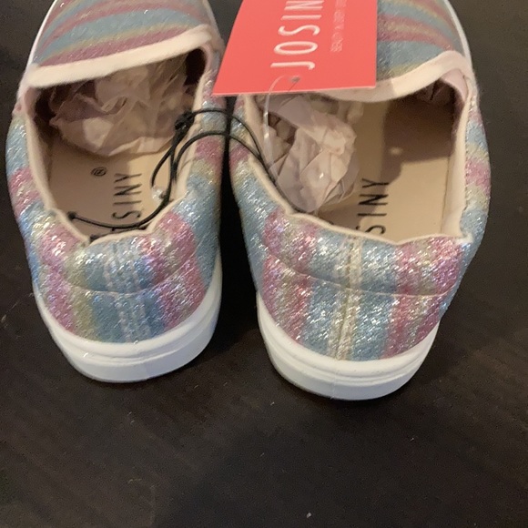 NWT girls slip on shoes - Picture 4 of 5